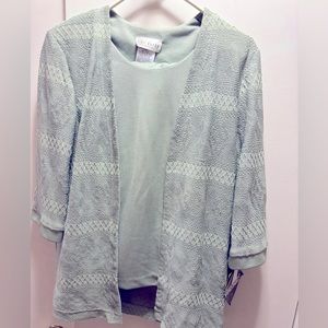 Miss Dorby ladies 2-piece pant set in soft green